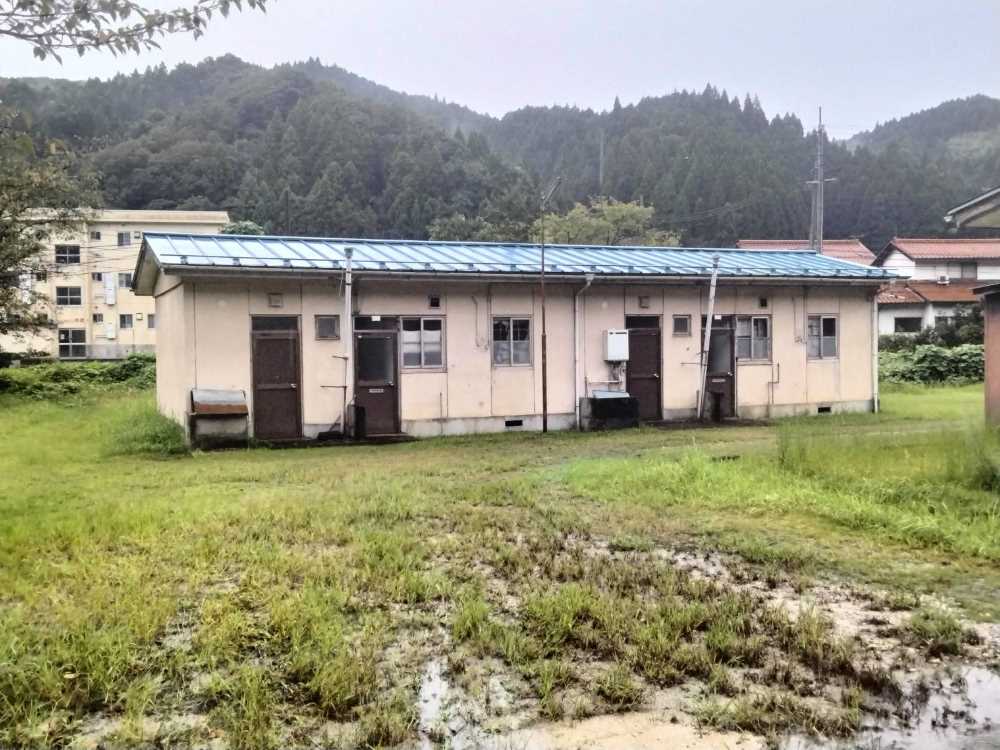 LCC株式会社-解体工事 島根県雲南市にて 住宅解体工事前の写真
