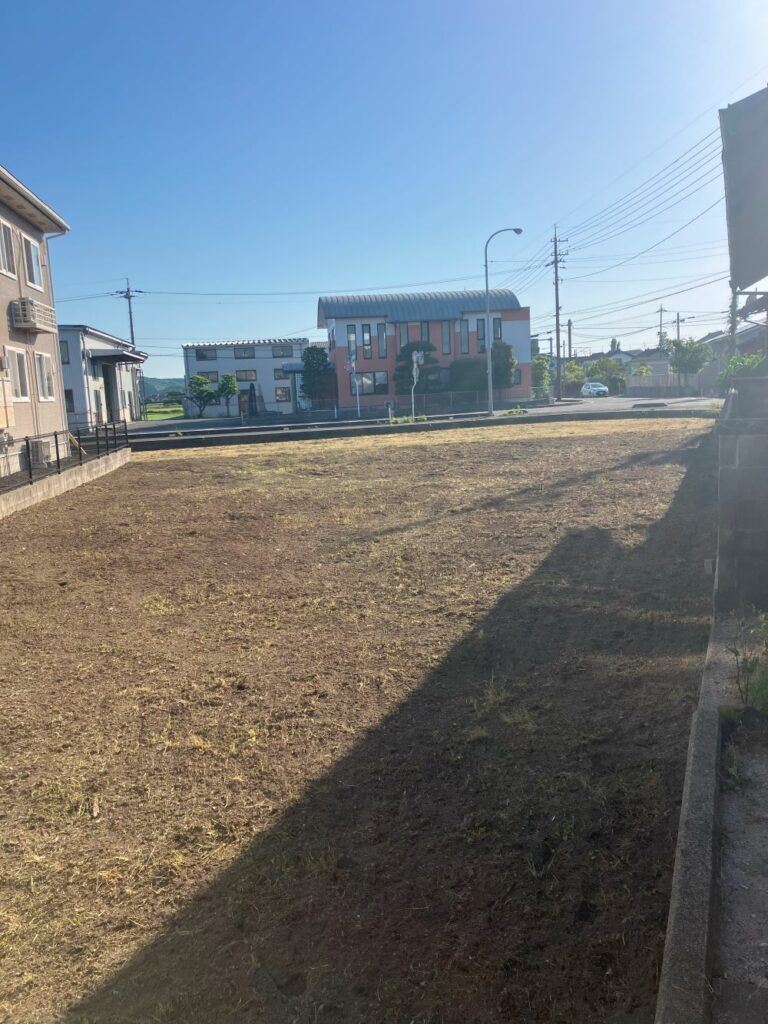 出雲市草刈り施工事例 草刈り後の写真